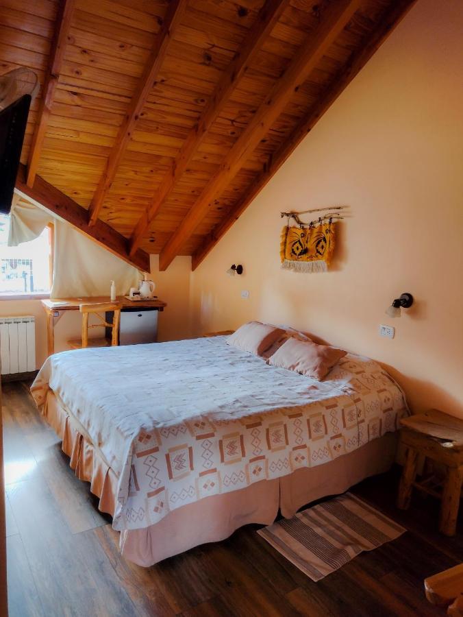 Hotel Y Cabanas Casa De Piedra Trevelín Bagian luar foto
